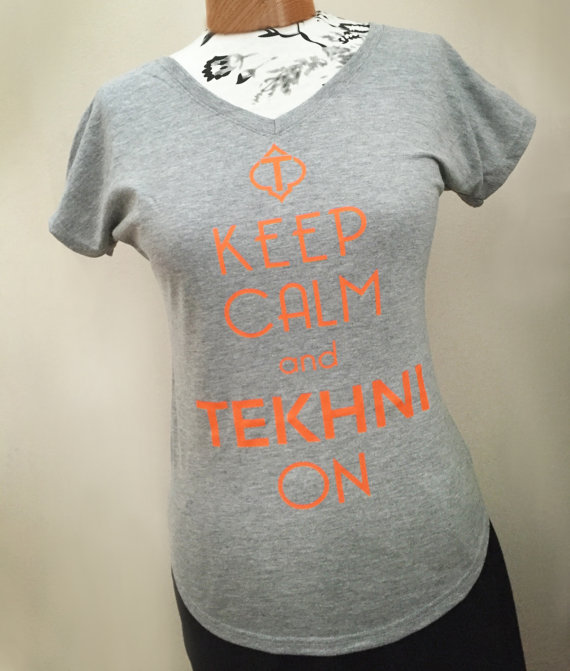 cool-babywearing-t-shirts-etsy-tekhni-tshirt-babywearing-on-a-budget-blog